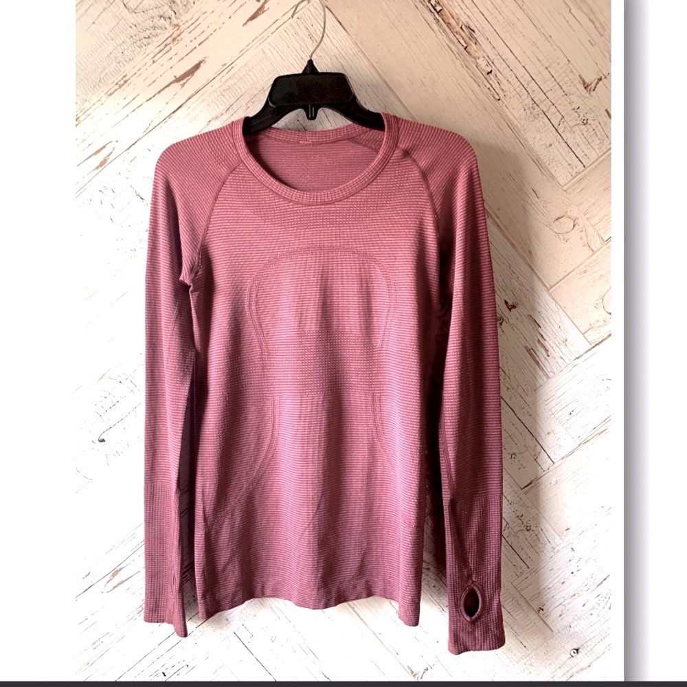 Lululemon Swiftly Tech Wee Striped 6 EUC